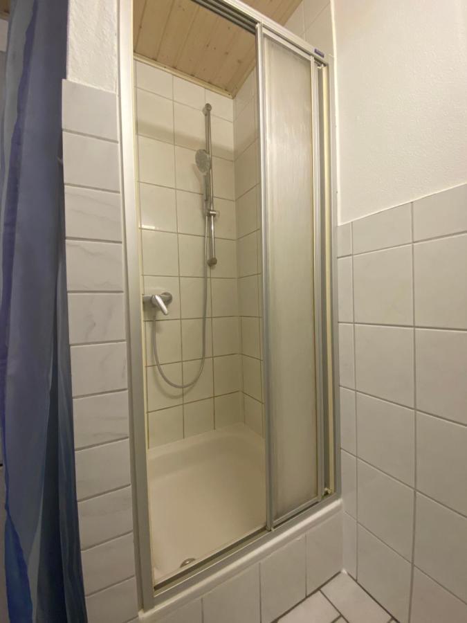 Unterkunft Bei Mota Baunatal Exterior foto