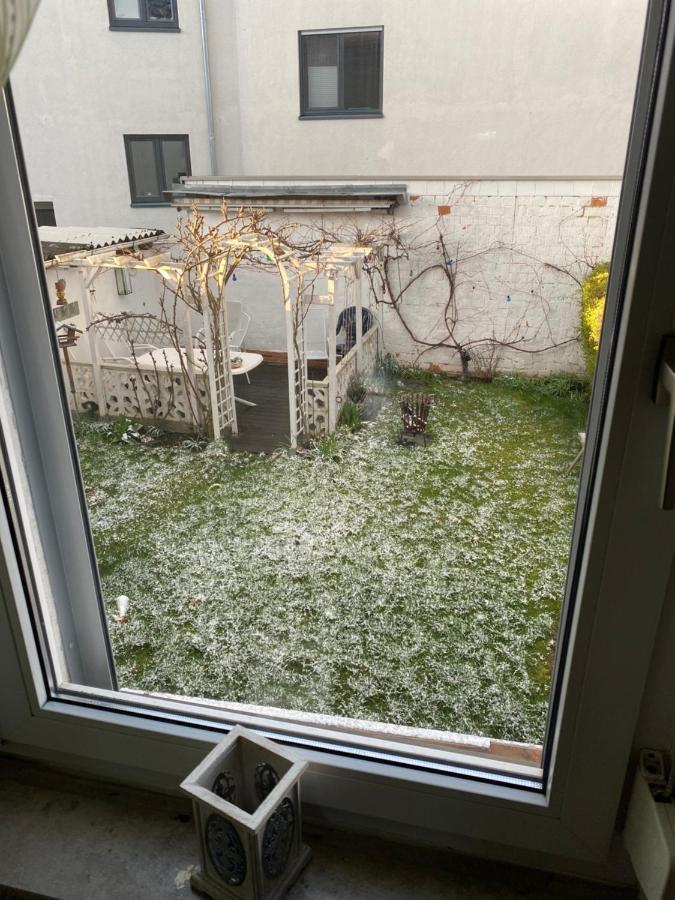Unterkunft Bei Mota Baunatal Exterior foto