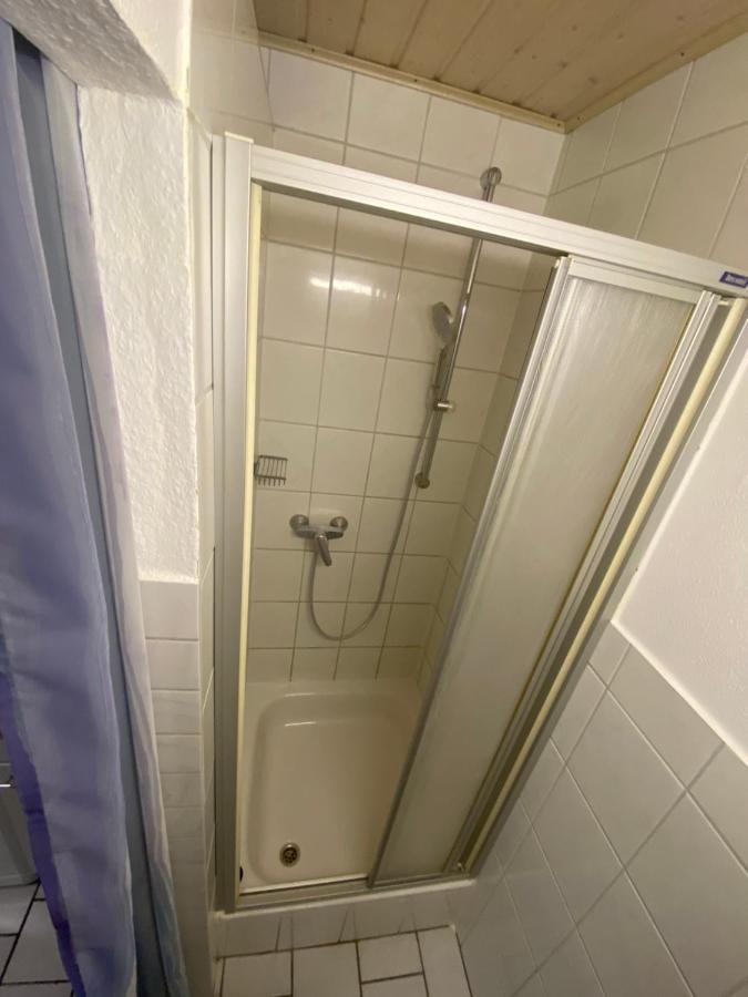 Unterkunft Bei Mota Baunatal Exterior foto
